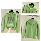 Women Feather Printed Hoodie